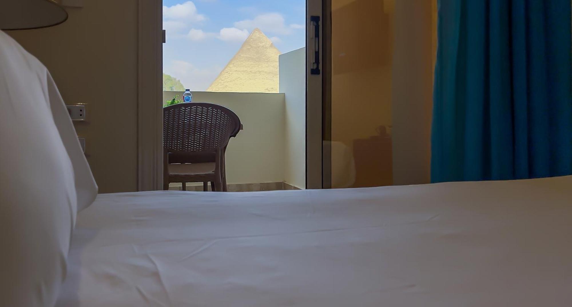 Pyramids Glory Inn Kafret el-Gabal Eksteriør billede