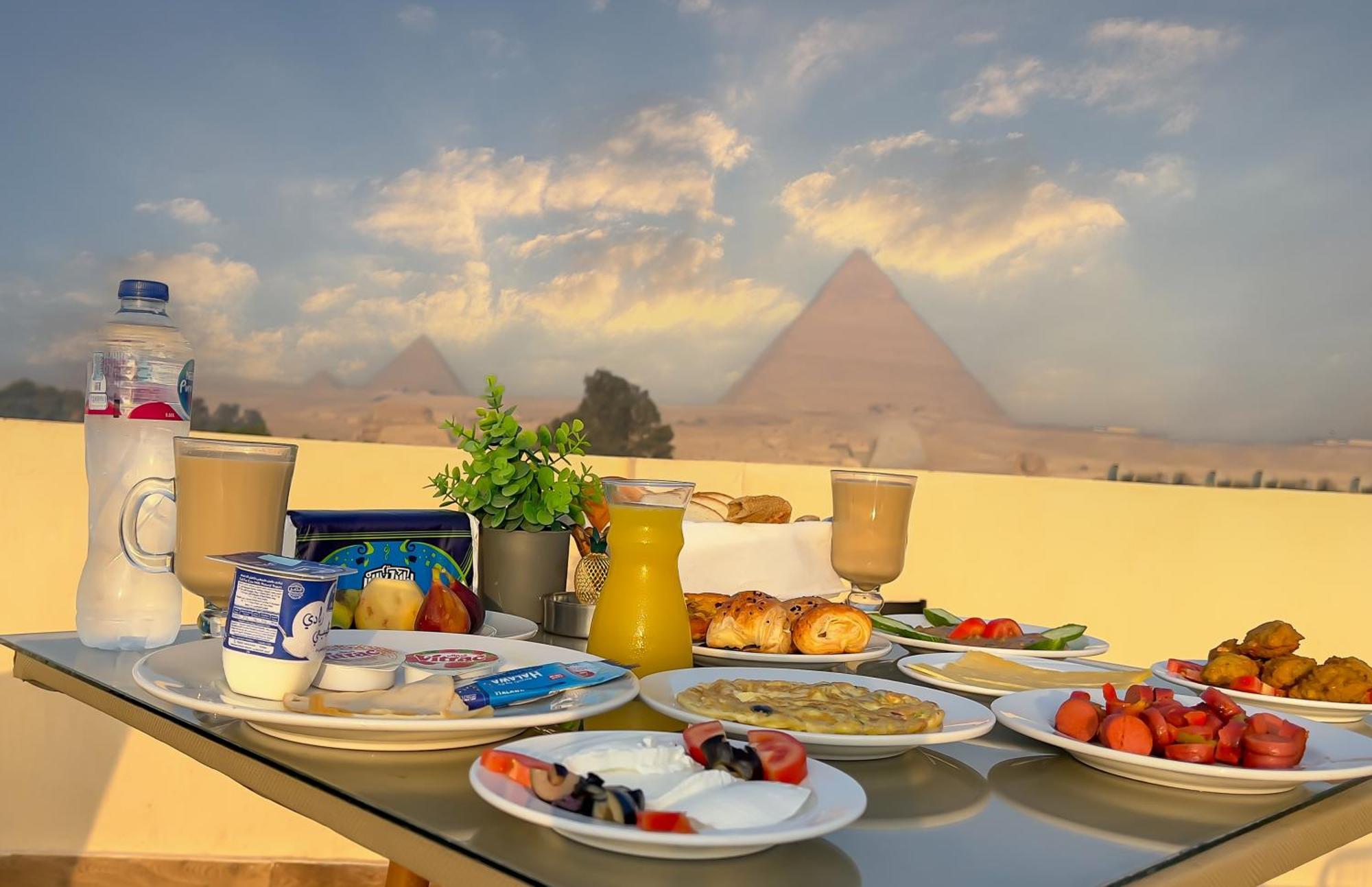 Pyramids Glory Inn Kafret el-Gabal Eksteriør billede