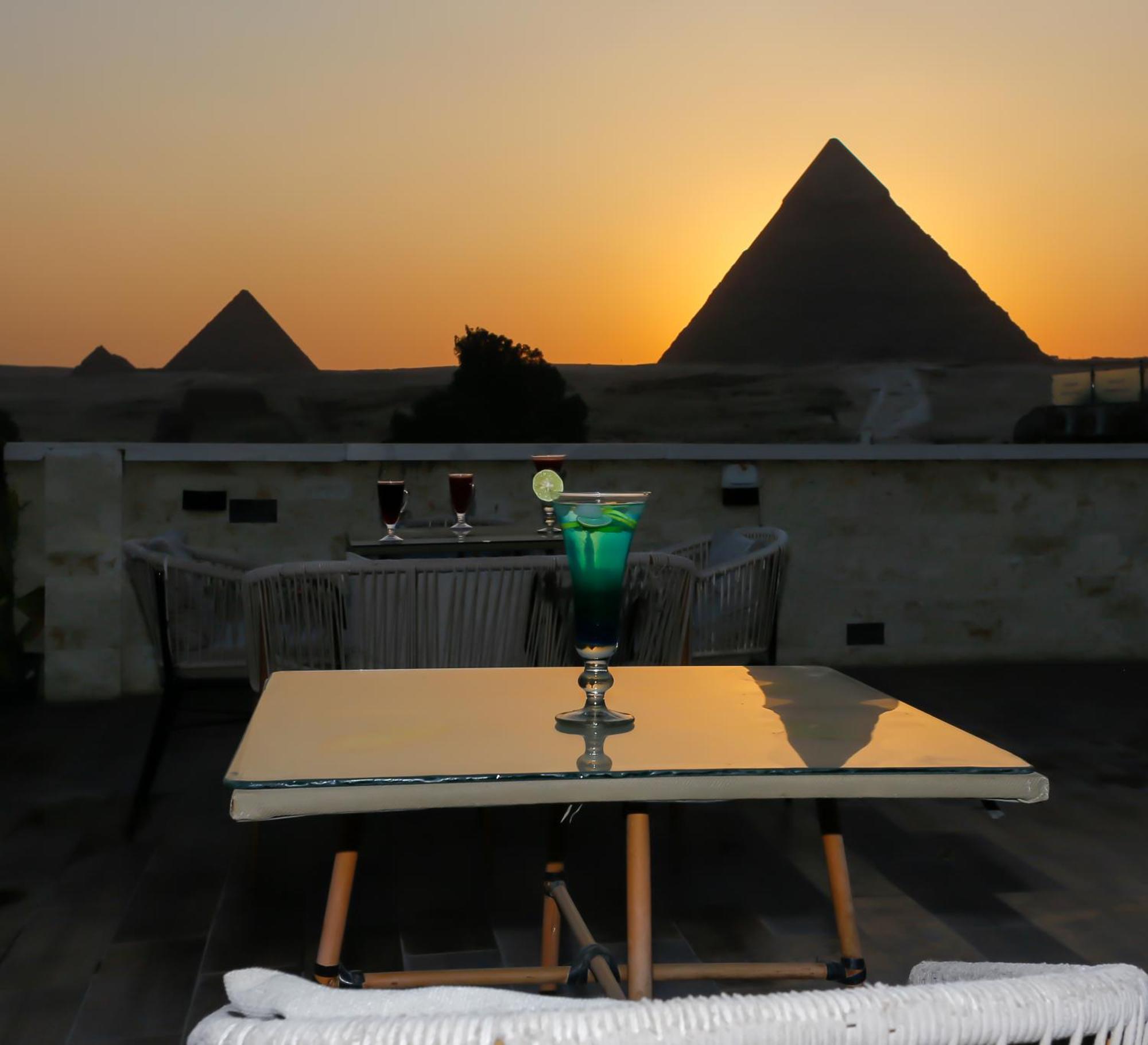 Pyramids Glory Inn Kafret el-Gabal Eksteriør billede