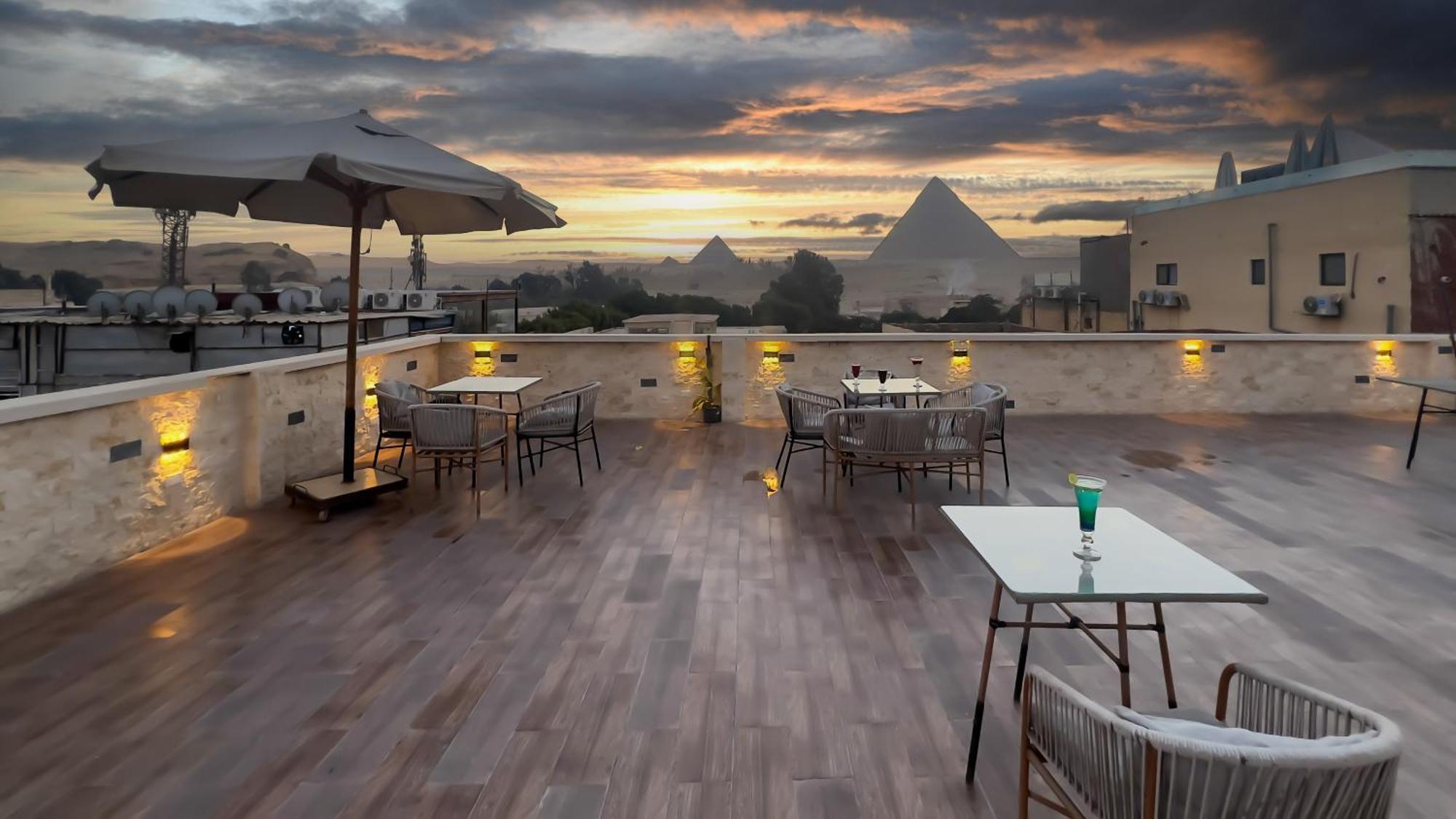 Pyramids Glory Inn Kafret el-Gabal Eksteriør billede